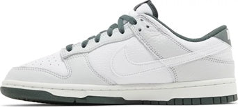 Nike Dunk Low SE 'Photon Dust'